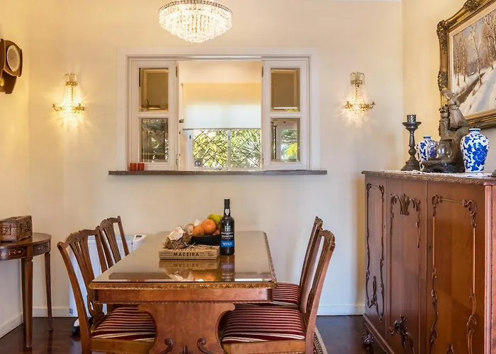 شقة Echium T2 كانيكو